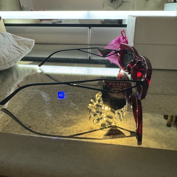 Red Prada PR14YS Rectangle Sunglasses! - Picture 5 of 11